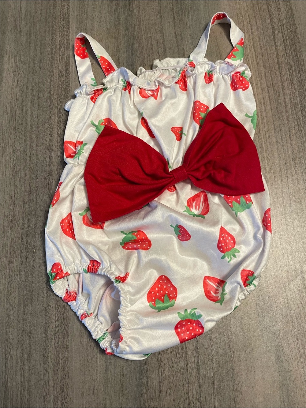 Strawberry Baby Romper Onesie – 9-12 Months – Berry First Birthday!